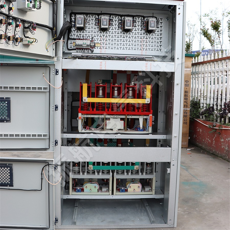 3-10KV軟起動柜/KYN28A-12高壓電機起動柜產(chǎn)品實物圖1
